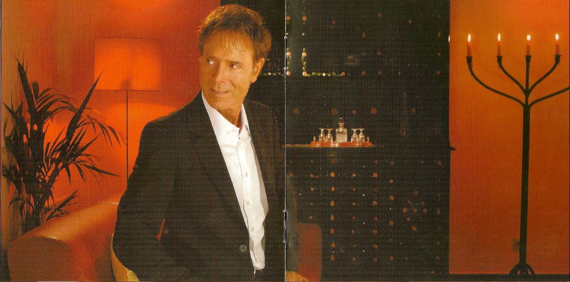 Cliff Richard Love The Album : Booklet 4